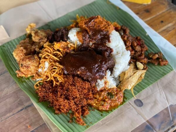 Original Nasi Ambeng Kampung Melayu